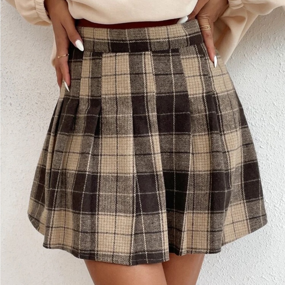Plaid Pleated Mini Skirt